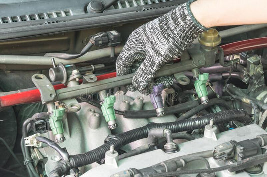 What factors to consider before purchasing a new fuel injector?